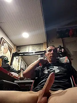 kochanekczek online show from January 17, 2026, 5:01 am