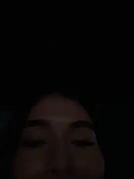 Coralinee 01 online show from April 8, 2026, 12:21 am