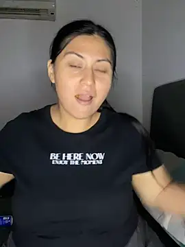 valentinesexx online show from February 8, 2025, 9:57 pm