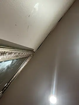 Your Going2Luv Me online show from November 1, 2025, 2:02 am