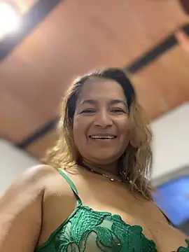 Snapshot of Jlo_69 chatting on April 23, 2026, 1:51 am Jlo 69 online show from April 23, 2026, 1:51 am
