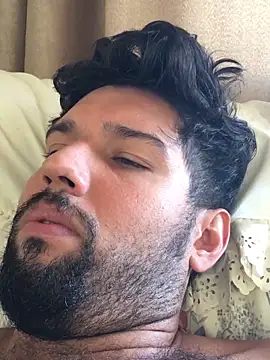 Snapshot of Luksmen chatting on December 19, 2024, 2:02 pm Luksmen online show from December 19, 2024, 2:02 pm