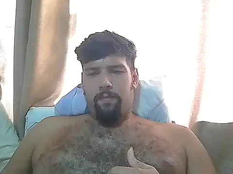 Snapshot of Luksmen chatting on December 26, 2024, 7:49 pm Luksmen online show from December 26, 2024, 7:49 pm