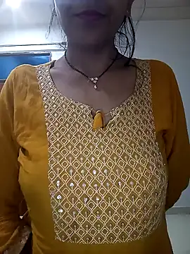 Hot-Shivani online show from January 16, 2025, 3:56 am