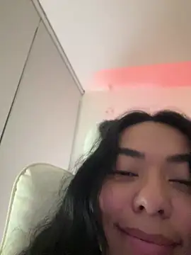 PetitLumiere online show from January 18, 2025, 2:47 am