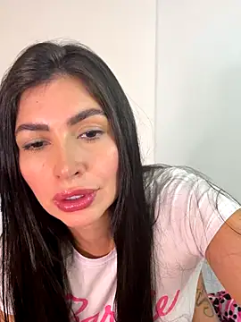 Snapshot of temptation_sweet chatting on September 9, 2025, 9:14 pm temptation sweet online show from September 9, 2025, 9:14 pm