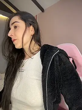 Victoria-And1 online show from April 21, 2026, 1:07 am