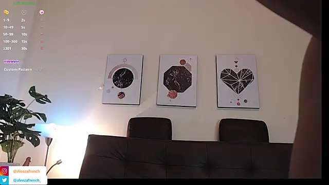 Snapshot of AleezaFrench chatting on February 23, 2025, 1:42 pm AleezaFrench online show from February 23, 2025, 1:42 pm