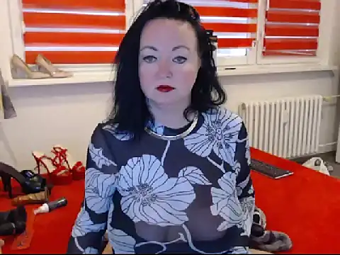 Alexie33 online show from February 21, 2025, 8:40 am