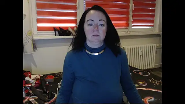 Snapshot of Alexie33 chatting on February 3, 2026, 8:41 am Alexie33 online show from February 3, 2026, 8:41 am