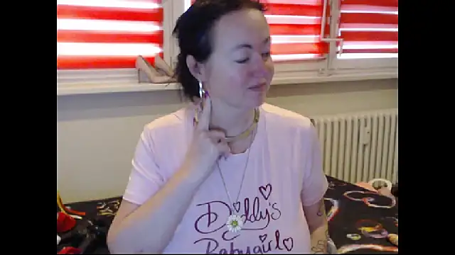 Snapshot of Alexie33 chatting on February 12, 2026, 8:53 am Alexie33 online show from February 12, 2026, 8:53 am