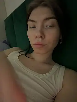 Lisaaa Alisa online show from March 3, 2026, 6:25 pm