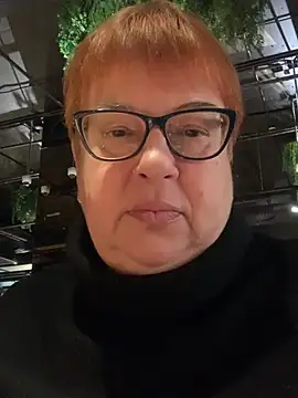 Klio5678 online show from February 3, 2026, 1:27 pm