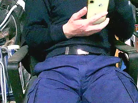 dar12173 online show from April 17, 2026, 6:49 am