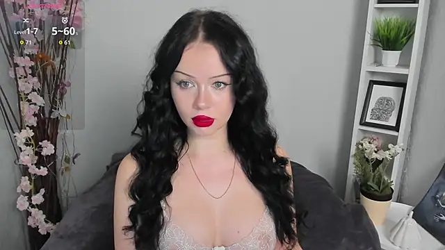 Snapshot of Lori__Hell chatting on May 14, 2026, 3:46 am Lori Hell online show from May 14, 2026, 3:46 am