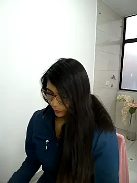 Snapshot of Luna_Dumont chatting on May 1, 2026, 11:15 am Luna Dumont online show from May 1, 2026, 11:15 am