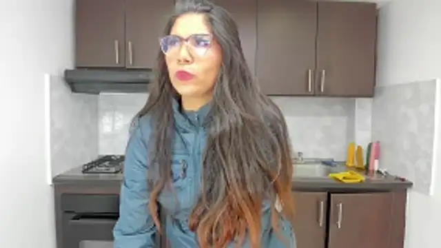 Snapshot of Luna_Dumont chatting on May 19, 2026, 11:16 am Luna Dumont online show from May 19, 2026, 11:16 am