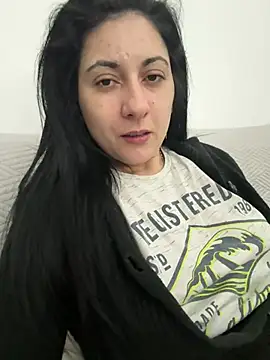 Snapshot of davenmichelle00 chatting on February 3, 2026, 4:01 pm davenmichelle00 online show from February 3, 2026, 4:01 pm