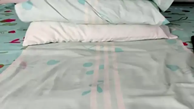 Snapshot of maybelline69 chatting on February 25, 2026, 7:45 pm maybelline69 online show from February 25, 2026, 7:45 pm