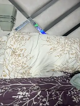 Snapshot of maybelline69 chatting on March 8, 2026, 2:54 pm maybelline69 online show from March 8, 2026, 2:54 pm