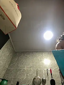 Snapshot of maybelline69 chatting on March 26, 2026, 8:25 pm maybelline69 online show from March 26, 2026, 8:25 pm