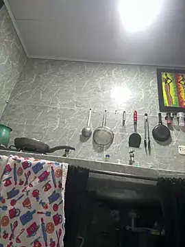 Snapshot of maybelline69 chatting on April 9, 2026, 9:42 pm maybelline69 online show from April 9, 2026, 9:42 pm