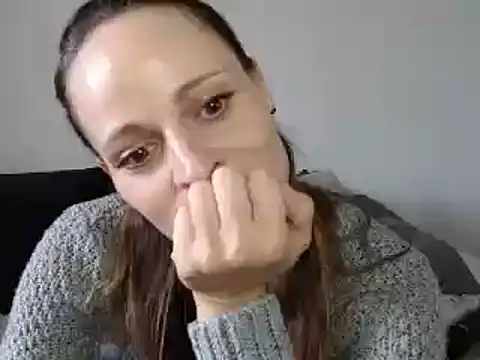 naikah714 online show from December 4, 2024, 1:20 pm