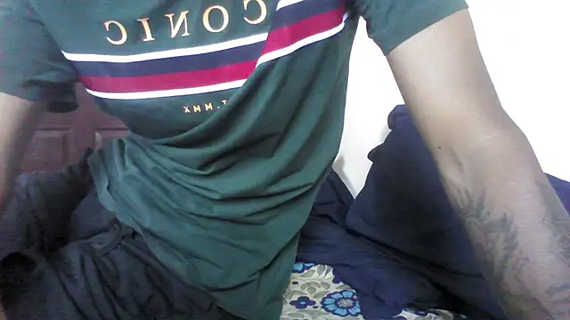 just fucks online show from September 18, 2025, 10:28 am