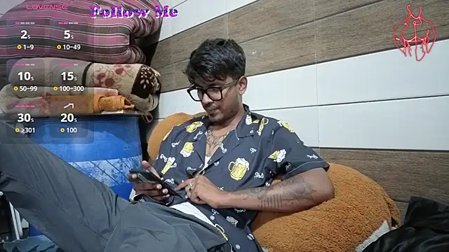 just fucks online show from July 28, 2026, 12:59 pm