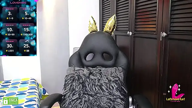 lakshmiraniii online show from February 12, 2025, 10:14 am