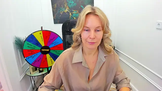 Sinty Devis online show from March 19, 2026, 4:38 am