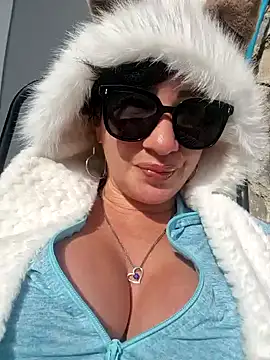 Snapshot of TheGoddessBianca chatting on January 3, 2025, 11:25 am TheGoddessBianca online show from January 3, 2025, 11:25 am