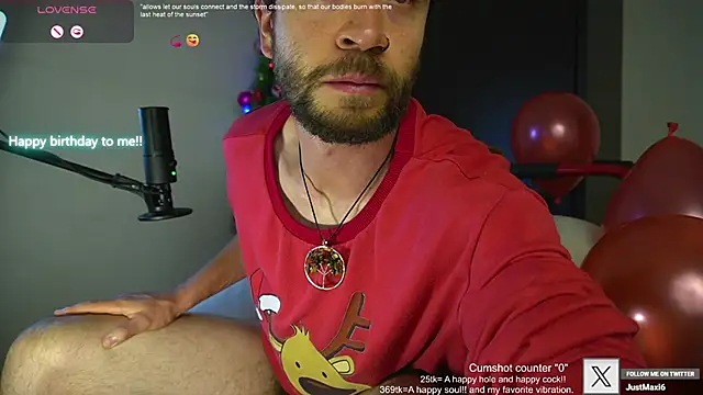 just maxii online show from December 2, 2024, 9:50 pm