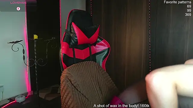 just maxii online show from February 8, 2026, 7:06 pm