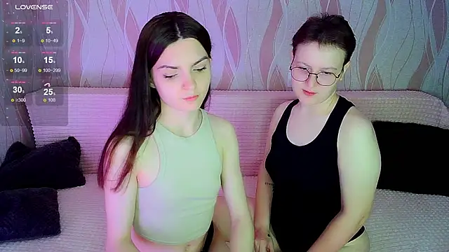  crazy baby  online show from September 24, 2025, 7:50 pm