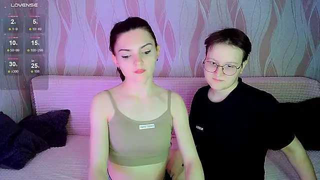  crazy baby  online show from October 3, 2025, 7:55 pm