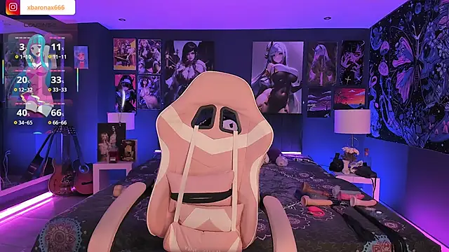 LanaKyutt online show from October 5, 2025, 3:10 pm