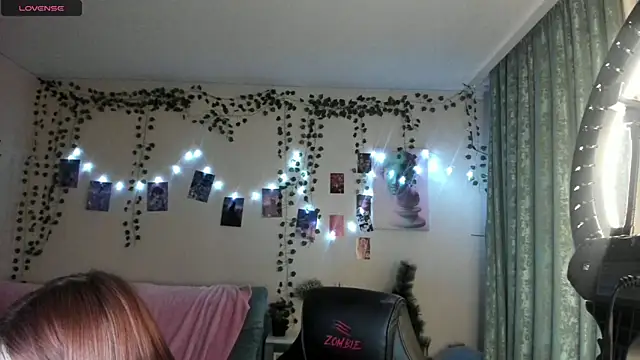 Snapshot of ViolaIntelligent chatting on January 11, 2025, 4:46 pm ViolaIntelligent online show from January 11, 2025, 4:46 pm