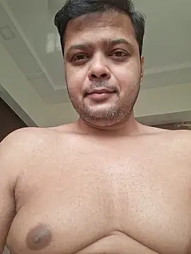 dirtybearr online show from December 1, 2025, 5:56 am