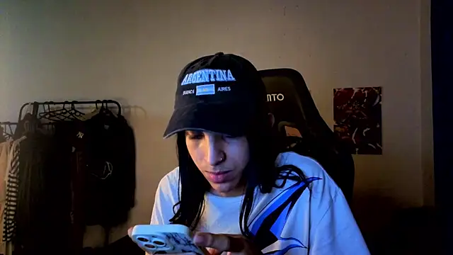 Snapshot of angelitofemboy chatting on November 23, 2025, 2:44 am angelitofemboy online show from November 23, 2025, 2:44 am