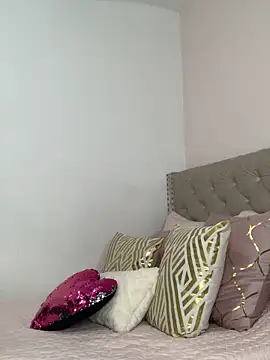 Snapshot of ImAlicee chatting on October 10, 2025, 10:09 pm ImAlicee online show from October 10, 2025, 10:09 pm