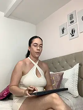 Snapshot of ImAlicee chatting on November 7, 2025, 10:10 pm ImAlicee online show from November 7, 2025, 10:10 pm