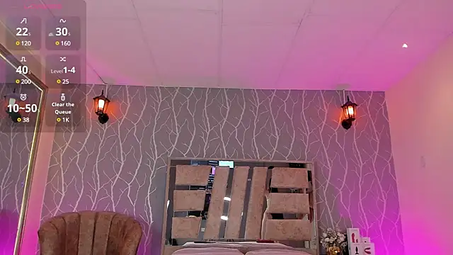 madison fox1 online show from February 4, 2025, 12:44 pm