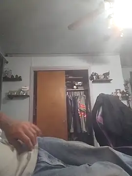 Snapshot of bigdoog8 chatting on May 2, 2026, 1:21 am bigdoog8 online show from May 2, 2026, 1:21 am