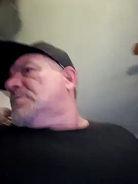 bigdoog8 online show from June 23, 2026, 1:58 am