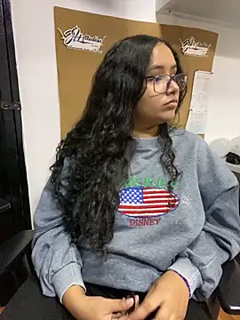 CurlyGirl 1 online show from December 27, 2024, 10:59 pm