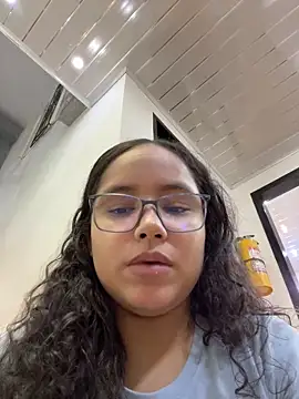 CurlyGirl 1 online show from February 8, 2025, 12:39 pm