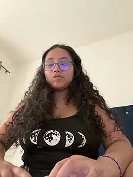 CurlyGirl 1 online show from February 21, 2025, 7:43 pm