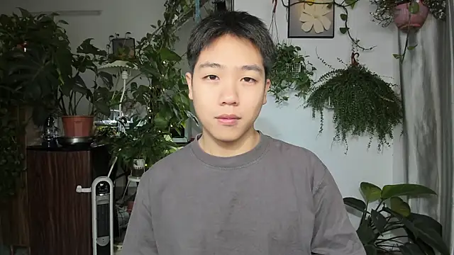 Oliver Nl online show from April 4, 2026, 4:11 am