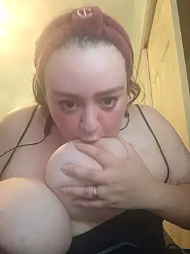 Snapshot of lazyPanda94 chatting on December 1, 2025, 10:15 pm lazyPanda94 online show from December 1, 2025, 10:15 pm